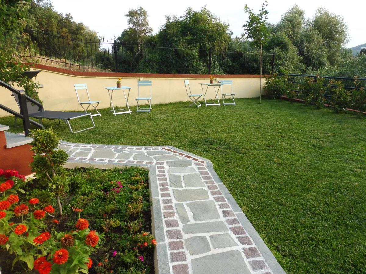 Helianthos Villa - Apartment No3 Kavála Kültér fotó